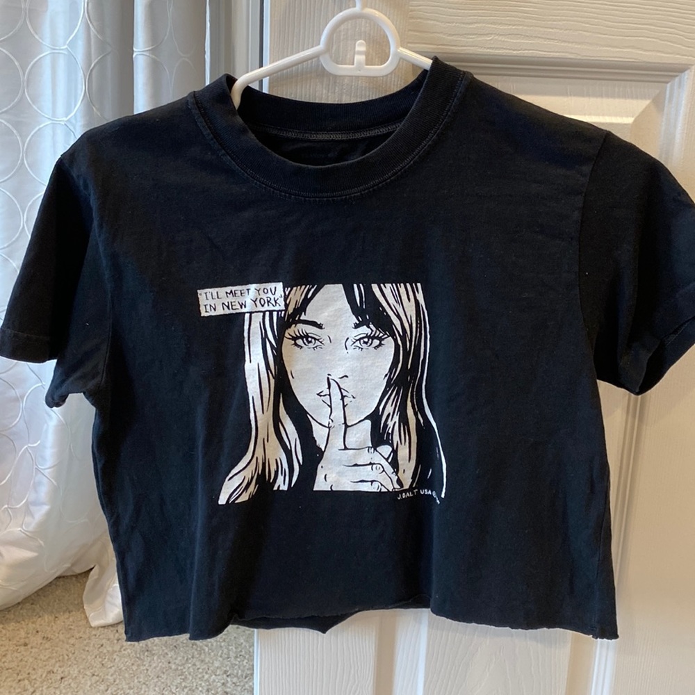 Brandy Melville “I’ll Meet You In New York” black tshirt